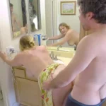 ma choda bangla bidhoba choda choti. আমার নাম শ্রীজীব সেন। আজ আমার জীবনের একটা গোপন অধ্যায় বলতে চলেছি। আমি উত্তর কলকাতার শ্যামবাজার অঞ্চলে থাকি। আমাদের নিজেদের দোতলা বাড়ি। উপরতলা তে আমরা আর নিচে ভাড়াটে থাকে। ma choda আমার বাবর নাম বিশ্বজিৎ সেন আর মার নাম কল্পনা সেন।বাবা IT কোম্পানিতে কাজ করতো, একটা রোড একসিডেন্ট এ বাবার মৃত্তু হয়। বাবার বডি যখন বাড়ি আসে মা পুরো পাগলের মতো হুমড়ি খেয়ে পরে। banglachoti তখন তার শরীরের কাপড়ের বেপারে কোনো হুশ থাকে না।আমি আগেও মাকে কল্পনা করে খিঁচতাম। কিন্তু বাবা মারা যাওয়ার পর থেকে মার শরীরের দিকে বেশি করে নজর দিতাম। আমি শাড়ির ফাক দিয়ে মার কোমর দেখতাম, মাই এর ঢেউ দেখতাম, আবার মা হাটলে পাছার নড়াচড়া দেখতাম।যাই হোক সব কিছু মিটে যায়। কিন্তু মা পুরো অবসাদে চলে যায়। শুধু আমাকে প্রায়ই জড়িয়ে ধরে কাঁদে। ma choda bidhoba choda সেই সময় সে ভুলে যায় যে আমি এখন যুবক। মার মাই আমার বুকে মিশে যায়। আমার ধোন মার তল পেটে এবং মার যোনি তে ঘষা খায়।একদিন এরমক জড়িয়ে ধরে কাঁদতে কাঁদতে মা হটাথ আমাকে ছেড়ে সে নিজের ঘরে চলে যায়। banglachoti আমি পা টিপে টিপে মার ঘরের সামনে গিয়ে দেখি দরজা একটু ফাক করা আর মা বিছানা তে উপর হয়ে শুয়ে আছে আর বালিশ কে নিজের বুকে নিয়ে জড়াচ্ছে। তার শাড়ি খুলে গেছে। ma choda মা কাঁদছে আর অল্প গোঙাচ্ছে। আমার ধোন সেই দেখে দাড়িয়ে গেলো। আমি আমার প্যান্ট খুলে, মাকে দেখতে দেখতে খিচতে লাগলাম। একটু পরে মাল পরে যাওয়ার ভয় বাথরুম এ গেলাম আর মাল ফেলে দিলাম।নিজের ঘরে এসে ভাবলাম মা আমাকে হঠাৎ ছেড়ে দিলো কেন। তাহলে কি আমার শরীরের ছোয়া মা কে উত্তেজিত করেছে? bidhoba choda এদিকে মা আমার সাথে প্রায় কথা বলা ছেড়ে দিয়েছে। তাতে মার অবসাদ আরো বেড়েছে। তার নিজের শরীরের কাপড় ঠিক থাকে না। খুব উদাসীন হয় গেছে মা। কিন্তু সে যে 43 বছরের একজন মাগি সেটা আমি চোখ ভোরে উপভোগ করি। আমাদের দুটো বাড়ি পরে সপ্না কাকিদের বাড়ি। ওরা আমাদের পারিবারিক বন্ধু। ওর ছেলে আমার বন্ধু আর সপ্না কাকি আমার মার বান্ধবী। সপ্না কাকির শরীরও খুব ডবকা মাগীর মতো। অনেক সময় তার কথা ভেবে আমি হাত মারি। আমি মার অবসাদ এর বেপারে জানাই তাকে। ma choda এরপর সপ্না কাকি আমাদের বাড়িতে রোজ একবেলা করে আসতো আর মার ঘরে বসে মাকে বোঝাতো। banglachoti আমাকে সেই সময় মার ঘরে যেতে না করতো। একদিন আমি বারান্দার জানলার ফাকে চোখ রেখে চমকে গেলাম। দেখলাম মা আর সপ্না কাকীর শরীরে শাড়ি নেই, blouse দুজনের অর্ধেক খোলা, সায়া হাটুর উপর। আমার মা সপ্না কাকীর মাইতে মুখ রেখে কাঁদো কাঁদো ভাবে বলছে,… bidhoba choda মা: দিদি আমি কি করে বাচবো, বাপির বাবা আমাকে একা করে দিলো। আমাকে কে আদর করবে, ভালোবাসবে? তুমিতো বোঝো আমার যে এখনো চাহিদা আছে। সপ্না কাকি: সেতো থাকবেই তোর কতোই বা বয়স। স্বামীকে ভুলতে পারবি না জানি, কিন্তু ঘরে যে ছেলে আছে, তার কথা ভাব। সেতো তোর ব্যবহারে দুঃক্ষ পাচ্ছে। হঠাৎ মা জোরে কেদে উঠে মা: দিদি আমি বড়ো পাপ করেছি, কি যে বলবো তোমাকে! সপ্না কাকি: কি হয়েছে? আমাকে তুই সব বলতে পারিস। আমাকে দিদি ডাকলেও, আমরা যে বেস্ট ফ্রেন্ড। সব বলতে পারিস। মা একটু সময় নিয়ে মা: এতদিন বাপিকে জড়িয়ে আদর করতাম। ওই সব কিছু। একদিন বুঝলাম ও যৌবনে পড়েছে। আমার শরীরে ওর শরীরের স্পর্শ পেলাম। ma choda কাম ভাব জাগলো নিজের পেটের ছেলের প্রতি। কিন্তু ওকে সরিয়ে নিজের ঘরে চলে এলাম। ওর সাথে কথা কি করে বলবো। তাই একা একা আরো অবসাদে চলে যাচ্ছি আমি। সপ্না কাকি একটু ভেবে। bidhoba choda সপ্না কাকি: এতে তো তোর কোনো দোষ নেই। ছেলে তো এখন তাজা যুবক। নারী আর পুরুষ দুজনের পরিপূরক। এতে কোনো পাপ নেই। মা: কি বলছো দিদি, নিজের ছেলের ছোয়া…ছি ছি… সপ্না কাকি মাকে প্রায় কোলে তুলে পিঠে হাত বোলাতে বোলাতে, সপ্না কাকি: দেখ তোর শরীরের চাহিদা আছে, তুই বাইরে মুখ না মেরে ঘরে নিজের ছেলেকে কাছে টেনে না। ওরও তো চাহিদা আছে। মা: কি বলছো দিদি…নিজের গর্ভের সন্তানের সাথে! এ মহা পাপ। ma choda সপ্না কাকি: সেতো তোরই শরীরের অংশ, এতে পাপ কিসের। যা নিজের তা ভোগ করা পাপ কোথায়? banglachoti মা: আমি পারবো না। সমাজ একে অজাচার বলে দিদি। bidhoba choda সপ্না কাকি: সমাজ তোকে বেশ্যা বলবে যখন শরীরের খিদের দায় বাইরের পুরুষ দিয়ে চোদাবি। তার থেকে নিজের ছেলেকে কাছে টান। কেউ জানতে পারবে না। কথা শোন আমার, ভেবে দেখ। তোদের দুজনের এতে ভালো। বলে সপ্না কাকি বিছানা থেকে উঠে শাড়ি, blouse ঠিক করে মার গালে হাত বুলিয়ে চলে যায়। মা অর্ধ লেংটা হয় বিছানায় কামুক মাগীর মতো পরে থাকে। যেহেতু আমি সব শুনেছি, আমি মার শরীরের দিকে যে নজর দিচ্ছি সেটা মাকে বোঝাতে শুরু করি। খেতে বসে মার বুকের দিকে দেখি। সেটা মা লক্ষ্য করে। আবার মা হাটলে মার কোমরের দিকে তাকিয়ে থাকি, মাকে সেটাও বোঝাই। ma choda মা আসতে আসতে কিছুটা স্বাভাবিক হলো। তবে নিজের ছেলের তার দেহের প্রতি এই নজর মাকে অস্বস্তিতে ফেলে। একদিকে নিজের পেটের ছেলে, অন্য দিকে সপ্না কাকিমার উপদেশ। bidhoba choda সেইদিন রাতের বেলা খেতে বসে মার শরীরের দিকে চোখে বোলাচ্ছি আর মা সেটা দেখছে। খাওয়া শেষে হঠাৎ আমার হাত ধরে টেনে মা আমাকে নিজের ঘরে নিয়ে গেলো। আমাকে নিজের সামনে দাড় করিয়ে নিজের বুক থেকে আচল ফেলে দিয়ে রেগে বললো মা: দেখ নিজের মায়ের শরীর। কর লেংটা আমাকে, আর কি বাকি রাখলি জীবনে। শেষে নিজের মার সাথে…. আমি: না মা, আমি তোমাকে সেই ভাবে দেখিনি (ঘাবড়ে গিয়ে বললাম)। মা: ন্যাকামি করা হচ্ছে, সারাদিন আমার শরীর চোখ দিয়ে ছিড়ে খাচ্ছিস। মা একটা সাদা ছাপা শাড়ি পড়েছিলো। তার আচল ফেলতে তার কমলা লাল blouse আর তার থেকে ফেটে বেরিয়ে আসতে চাওয়া মাই গুলো দেখে আমার ধোন দাড়িয়ে গেলো। আমি জাঙ্গিয়া পড়িনি আর তাতে আমার প্যান্ট ফুলতে শুরু করেছে আর তাবু হচ্ছে। bidhoba choda মা বাড়িতে ব্রা পড়েনা। তার মায়ের বোটা ভেসে বেরোচ্ছে। মা আমার প্যান্টের অবস্থা দেখলো কিন্তু লোভ সামলাতে না পেরে আমার ধোন খাড়া দেখতে লাগলো। এতে আমার ভয় চলে গেলো। আমি নিজেকে সামলাতে না পেরে মার একদম সামনে গিয়ে মাকে জড়িয়ে ধরলাম। ma choda আমি: মা তোমাকে আমি বাজে নজরে দেখতে পারি, আমি তো তোমার ছেলে, আমার আর তো কেউ নেই তোমাকে ছাড়া। বলতে বলতে আমি মাকে জড়ানো অবস্থায় আমার হাত দুটো দিয়ে মার পিঠ, কোমর বোলাচ্ছি। আর ধোন প্যান্টের উপর দিয়ে মার নগ্ন পেটে ঘষা খাচ্ছে। মা: আমার দিকে ওরকম তাকাস না সোনা তোর মার খারাপ লাগে। banglachoti বলে মাও আমার পিঠে হাত বোলাচ্ছে। মা: তোর বাবা মারা যাওয়ার পর থেকে আমি তোর প্রতি কোনো যত্ন নেয়নি সোনা। bidhoba choda বলে মা আমার পিঠে, মাথার চুলে খুব ঘনিষ্ঠ ভাবে হাত বোলাতে থাকলো আর আমার শরীরকে তার শরীরের সাথে পুরো সাটিয়ে রাখলো। আমি সাহস করে মার পাছাতে হাত বোলাতে থাকলাম আর কোমরের ফাঁকে হাত গুজে মার শাড়ির গিট খুলে দিলাম আর পুরোটা খুলে দিলাম। মা সেটাকে দেখলাম পা দিয়ে সরিয়ে দিলো। আমি মার মাথা আমার বুকে টেনে এনে: আমি: মা আমি তোমাকে খুব ভালোবাসি, এখন থেকে আমি তোমার যত্ন নেবো। আর কোনো খারাপ নজর দেবনা। ma choda মা: (ফুঁপিয়ে কেদে) সত্যি বলছিস সোনা। আমিও তোকে ভালোবাসি। তুইতো আমারি অংশ। আমাদের সম্পর্ক খুব পবিত্র। তোর তো গরম লাগছে বাপি, জামাটা খুলে দি আয়। বলে মা আমার জামা খুলে দিলো আর নগ্ন বুকে তার মুখ ঘষতে থাকলো। আমার বুকে চুমু দিতে থাকলো। আমি মার অল্প ঘামে ভেজা শরীরের গন্ধ নিয়ে আরো গরম হলাম। bidhoba choda আমি: মা আজ থেকে আমি আর তুমি একসাথে ঘুমোবো। মা: হ্যা সোনা বাপ আমার, আমরা মা, ব্যাটা একসাথে শোবো। আমরা ডিনার করলাম একসাথে। তারপর মা: তুই আজ আমার বিছানাতে শুবি কিন্তু। আমি: হ্যা মা, আসো তোমার ঘরে যাই। বলে আমি মার হাত ধরে নিয়ে গেলাম। আর যেতে যেতেই মার শাড়ির আচল পরে গেলো আর সেটা মাটিতে ঘষা খেতে লাগলো। আমরা দুজন বেডরুম এ এসে দাড়ালাম আর আমি আমার মাকে মন ভোরে দেখতে লাগলাম আর মার দুই কাধে হাত রাখলাম। মার এখন পরনে লাল blouse, সেটার দুটো বোতাম খোলা। তাই মায়ের বুকের খাঁজ অনেকটাই বেরিয়ে আছে। মাকে কাধ ধরে কাছে টেনে মার কপালে চুমু খেলাম, তারপর দুই গালে আর থুতনিতে। bidhoba choda ma choda মা: আহআহ সোনা, মাকে খুব ভালোবাসিস দেখছি। ছেলের আদর সব মা চায়। তুই সবসময় আমাকে আদর করবি তো? আমি: হ্যা মা, আমি তো তোমার, তোমাকে আদর করে ভরিয়ে দেবো। banglachoti মা তখন আমার দুই গালে চুমু খেলো আর আলতো করে আমার গালে নিজের গাল ঘষতে লাগলো, তারপর ঠোট এ আলতো করে ঠোট ঘষতে থাকলো। আমি মার ঠোট দুটো চুষতে শুরু করলাম। মা তার জীভ দিলো আর আমি চুষলাম। ma choda এরকম চুমু খেতে খেতে আমার ধোন দাঁড়িয়ে গেলো, আমি মার হাতটা প্যান্ট এর উপর দিয়ে ধোনে রাখলাম। মা গভীর নিঃস্বাস নিয়ে সেটা ঘষতে লাগলো, আর তারপর মা আমার গেঞ্জি খুলে দিলো আর আমি মার সায়া থেকে শাড়ির গিট খুলে শাড়িটা পুরো খুলে দিলাম। মা এখন আমার সামনে উপরের দুটো বোতাম খোলা লাল blouse আর লাল রঙের সায়া পরে কামুক মাগীর মতো দাড়িয়ে আমার সারা বুকে হাত বোলাচ্ছে, আর আমার পুরো বুকে চুমু খেয়ে লালাতে ভরিয়ে দিচ্ছে। bidhoba choda আমি মার নাভিতে আঙ্গুল দিয়ে আলতো খোঁচা দিলাম আর মার পেটে হাত বোলাতে বোলাতে বললাম, আমি: মা আমি এখানে ছিলাম, তোমার মধ্যে। মা: (মা কামুক শুরে) হ্যা সোনা তুই এখানে ছিলি। তুই আমার অংশ, আয়ে বাবা মার বুকে। বলে মা আমাকে জড়িয়ে ধরলো আর আমার বুকে বুক চেপে আমাকে খুব করে নিজের শরীর আমার সাথে ঘষতে লাগলো। মা খুব কামুক হয়ে উঠলো, আর আমি মাকে দিয়ে আমার প্যান্ট খুলিয়ে নিলাম। এখন মায়ের হাতে আমার ধোন, মা আমার ধোন খিচতে খিচতে ma choda মা: সোনা তোর মা তোকে আদর করছে দেখ, মা নিজের ছেলের ধোন খিচে দিচ্ছে। তোর ধোন কতো বড়ো আর মোটা সোনা। আমি: মা এটা তোমারই তৈরী। তোমার সবার থেকে বেশি অধিকার। bidhoba choda বলে আমি মার blouse এর বাকি বোতাম খুলে দিলাম আর blouse টা মার শরীর থেকে বার করে মার নগ্ন বুক টিপতে থাকলাম আর বলালম আমি: মা আমি তোমার দুধ খাবো। banglachoti মা: হ্যা বাবা খা, এটা তোরই জন্য। ছেলে তার মায়ের দুধ যেকোনো বয়সে খেতে পারে। খা নিজের মায়ের মাই, চোষ বাবা আমার মাই। আমি কিছুক্ষন আমার দুটো বোটা চুষলাম, মাই গুলো কসলালাম আর তারপর মার কাধ ধরে নিচে নামিয়ে আমার ধোনের মুখে বসলাম আর বলালম, আমি: তোমার ছেলের ধোন খাও মা! ma choda মা শোনামাত্র আমার ধোন মুখে নিলো আর চুষতে লাগলো। তারপর অর্ধেকের বেশি ধোন গলা অবধি নিয়ে গপ গপ করে ধোন খেতে লাগলো। আমার ধোন নিজের মার মুখে। কি সুখ। মার লালাতে আমার ধোন পুরো জব জব করছে। মা যখন ধোন চুষে উঠলো তখন দেখলাম মার চোখে জল, আর পুরো মুখে, ঠোট লালাতে মাখামাখি। bidhoba choda আমি: মা তোমার আমার মধ্যে কোনো কাপড় থাকবে না। মা: আমার সায়া খুলে লেংটা কর আমাকে আর বিছানায় নিয়ে চল বাবা। আমি মার সায়ার ফিতে খুলে দিলাম। মা তার 36 সাইজের কোমর দোলাতে দোলাতে সায়াটা খুলে নিলো আর পা দিয়ে সরিয়ে দিলো। এখন আমি আর আমার গর্ভধারিনী মা দুজনে পুরো লেংটা হয়ে মুখোমুখি দাড়িয়ে। মাকে আবার জড়িয়ে ধরলাম আর মার পাছা টিপতে লাগলাম, আমার মাও আমার পাছা টিপছে আর ফুঁপিয়ে কাদছে। আমি তারপর মাকে কোলে তুলে নিলাম আর লেংটা মাকে বিছানার দিকে নিয়ে চললাম। আমি আর মা দুজনের চোখে চোখ রেখে দেখছি। তারপর মাকে বিছানায় শুয়ে দিলাম, আর আমি বিছানা তে উঠলাম। মা: সোনা এবার কি করবি নিজের মাকে ma choda আমি: তোমাকে চরম সুখ দেবো মা, তোমার দুঃক্ষ দূর করবো। bidhoba choda মা: আয়ে বাবা কাছে আয়। আমরা দুজনে লেংটা অবস্থায় এক বিছানায় জড়াজড়ি করছি। দুজন দুজনের ঠোট চুষছি, জীভ চুষছি। আমাদের ধস্তা ধস্তি তে বিছানার চাদর লণ্ডভণ্ড। তার আমি উঠে মার পেটে আমার বাড়া রেখে ঘষতে লাগলাম। মা কাতরাচ্ছে, গোঙাচ্ছে। আমি মায়ের পা ফাক করলাম আর থাইতে চুমু খাচ্ছি, চাটছি, আর তারপর মার গুদে আমি জীভ দিলাম, আমার জন্ম স্থানে। মা শিৎকার দিয়ে উঠলো আর আমার চুল গুলো খামচে ধরলো। আমি মার রসালো ভেজা গুদ চাটলাম, থুতু দিলাম, আবার চাটলাম। এখন আমার আর মার মুখ থেকে নোংরা চোদার খিস্তি বেরোতে শুরু হলো। মা: আআআহহহ বাবা কি আরাম, নিজের মাগি মায়ের গুদ চুষে রইস খা। তোর জন্মস্থানের রস ভোগ কর ভাতার আমার। bidhoba choda আমি 5 মিনিট চোষা চাটার পর উঠে এলাম, নিজের ধোন কে মার গুদের মুখে রাখলাম। banglachoti মা: আমি আর পারছিনা, চোদ আমাকে, নিজের জন্মস্থানে ফিরে যা (বলে মা আবার কেদে উঠলো)। আমার নিজের ছেলের লেওড়া আমার গুদে ঢুকছে। আমি আস্তে আস্তে মার গুদের ফুটতে ধোন একটু ঢোকালাম। মার গুদ বেশ টাইট, অনেকদিন চোদা খায়নি যে। তবে মার গুদ আর আমার ধোন ভেজা থাকায় আস্তে করে ঢুকতে থাকলো। ma choda আমি: তোমার বেথা লাগছেনাতো মা? মা: চরম সুখের আগে একটু তো লাগবে। তুই ঢোকা ধোন। আআআহঃ সোনা শরীরে কি সুখ আসছে। আমি তখন মার গুদে আমার 7- 8 ইঞ্চি ধোন টা ঢোকাতে থাকলাম আর নিজের মাকে প্রথম বার চুদতে থাকলাম। মা: আআঃআঃহহঃআআহঃ বাবা কি আরাম। আমার নিজের ছেলের মোটা ধোনে চোদন খাচ্ছি। চোদ তোর বেশ্যা কে। bidhoba choda আমি: (চোদার গতি বাড়াতে বাড়াতে) নে খানকি মাগি তোর খানকির ছেলের চোদন খা। আজ থেকে তুই আমার মাগি মা। বলে আমি চুদতে লাগলাম মার অল্প বাল থাকা গুদে। এই ধোন যেন মার এই গুদের জন্যই তৈরী হচ্ছে। আমি পক পক করে চুদছি মায়ের রসালো গুদ। আমি: মা কি আরাম তোমার গুদে, তোমাকে পুরো কামুক বেশ্যা লাগছে মা। বলে চুদতে চুদতেই মার উপর গিয়ে মাকে জড়িয়ে ধরলাম। মাও আমাকে জড়িয়ে ধরলো। আমি আর মা দুজনে দুজনের মুখ, ঠোট চরম সুখে চুষছি, চাটছি, কামড়াচ্ছি আর চুদে যাচ্ছি। মা: এতো চোদনখোর তো তোর বাবাও ছিলোনা। কি সুখ তোর চোদনে মাচোদা ছেলে আমার। আআঃআঃহাআহঃ কি সুখ, আআআহহহ, চুদে ফাটা মায়ের গুদ বাপি। bidhoba choda বলে মা তার পা দুটো দিয়ে আমার কোমর জড়িয়ে ধরলো আর রেন্ডি মাগির মতো আমার চোদা খাচ্ছে। আমাদের শরীর দলাইমলাই হচ্ছে। ma choda আমাদের শরীরের গন্ধ, দুজনের ঘাম সব এক হয়ে গেছে মাখামাখিতে। খাট আমাদের চোদার তালে নড়ছে। 15 মিনিট নিজের মাকে চুদতে চুদতে মনে হলো আমার বীর্য পড়বে। banglachoti আমি: মা আমার বীর্য পড়বে। মা: আআআহহহ সোনা আমার গর্ভে ফেল তোর বীর্য। আমিও রস খসাবো। আহঃহহআহঃ কি সুখ। তারপর আমরা একসাথে নিজেদের রস ঝরাতে ঝরাতে। আমি: কল্পনা কি আরাম, আআহহহঃ, আঃআঃআঃহহঃ, তোমার গর্ভে ভোরে দিলো নিজের ছেলের বীর্য। কি মাগি তুমি মা। মা: আআঃহাঃহাহা, আহ্হ্হঃ, কি সুখ খানকির ছেলের তোর চোদা খেয়ে। আমার আর তোর রস এক হয়ে গেলরে ভাতার আমার। আআআহহহ। bidhoba choda বীর্য ফেলার পরোও আমি মার গুদে বাড়া ঢুকিয়ে মার বুকে মাথা দিয়ে শুয়ে থাকলাম। আর মা আমার চুলে বিনি কাটতে থাকলো। মা: আজ তুই যা সুখ দিলি বাবা, কেউ দেয়নি তোর মাকে। এতো সুখ ছেলের চোদায়। ma choda আমার আরো দুবার চোদাচুদি করলাম সেই রাতে। আমার লেংটা হয়ে দুজন দুজনকে জড়িয়ে ঘুমালাম। সকালে আমার উঠে ঠোটে চুমু খেলাম। তারপর সকালের প্রয়জনীয় কাজ সেরে আমরা ব্রেকফাস্ট করলাম। তখন আমি একটা ছোট্ট প্যান্ট পড়া আর মা একটা সাদা সায়া বুক অবধি পরা। একটু পরে সপ্না কাকি এলো। আমাদের এই অবস্থা দেখে তার চোখ কপালে। banglachotigolpo সপ্না কাকি: তোদের একি অবস্থা। ma choda মা: দিদি তোমার কথা মেনে নিলাম। আর তাতে আমরা দুজনেই খুব খুশি। তোমাকে অনেক ধন্যবাদ। বাপি তোমাকেও খুশি করবে তুমি চাইলে। bidhoba choda সপ্না কাকি: তোর ছেলে সত্যি ভালো মাল, একদিন ওকে দিয়ে নিজের সুখ নেবো, এখন তোরা মজা কর। আমি চলি। বাথরুমে চুদাচুদি এখন মা আমার মাগি আর আমি মার ভাতার। আমাদের চোদাচুদির হনিমুন সুখে কাটছে এখন। ma choda